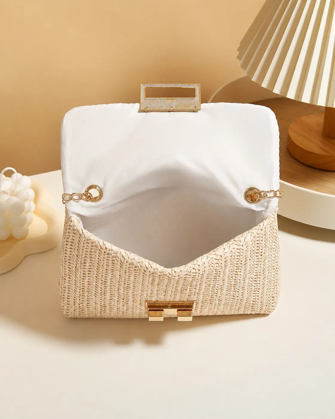 Amara | Woven Chain Shoulder Bag