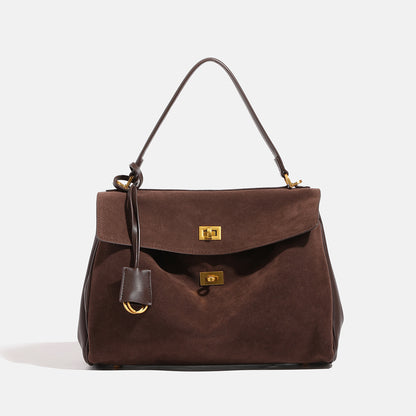 <font dir="auto" style="vertical-align: inherit;"><font dir="auto" style="vertical-align: inherit;">Texted Frosted Kelly Bag Women's 2024 Autumn and Winter New Commuter Large Capacity Portable Tote Bag All-match Crossbody Bag</font></font>