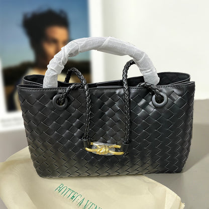 <font dir="auto" style="vertical-align: inherit;"><font dir="auto" style="vertical-align: inherit;">Cross-Border Bv Woven Tote Bag, Large-Capacity Commuter Bag, High-End B Brand Handbag, Figure-Eight Shoulder Crossbody Bag for Women</font></font>